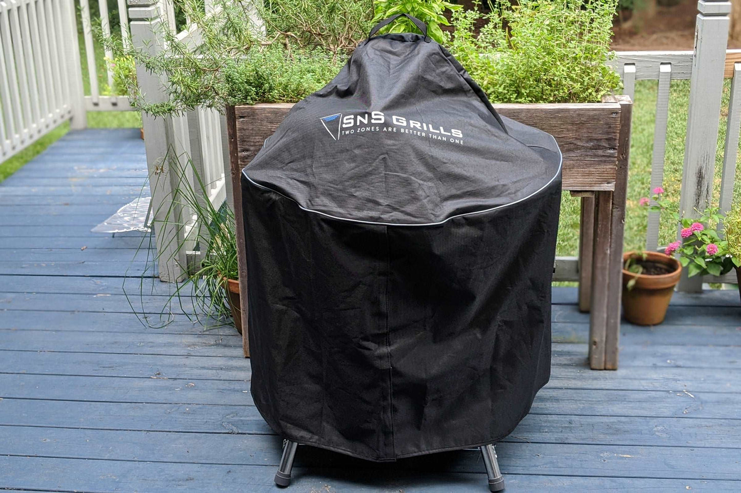 Slow 'N Sear® Kettle Grill Cover